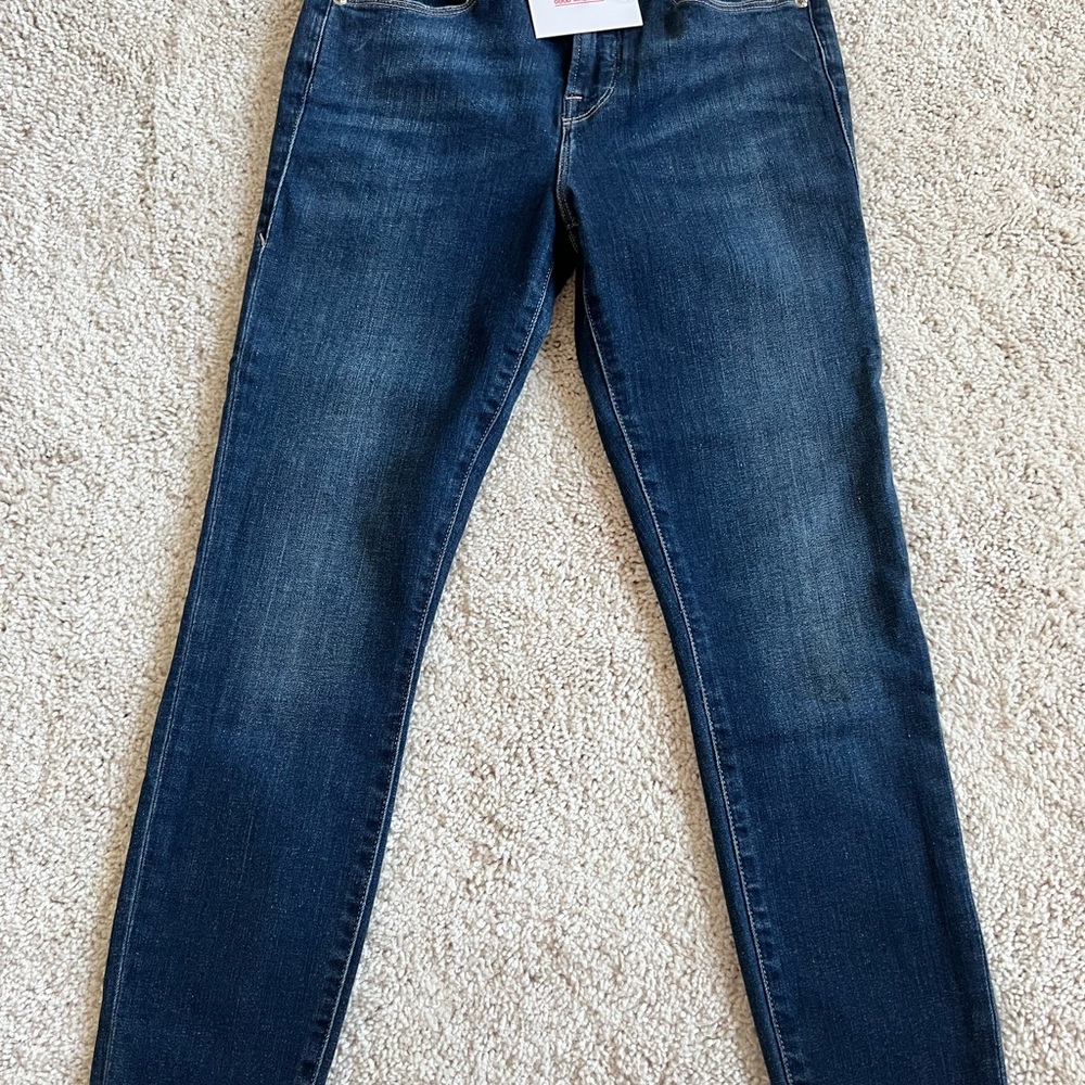 Good American jeans. Size 6 (28). New with tags.